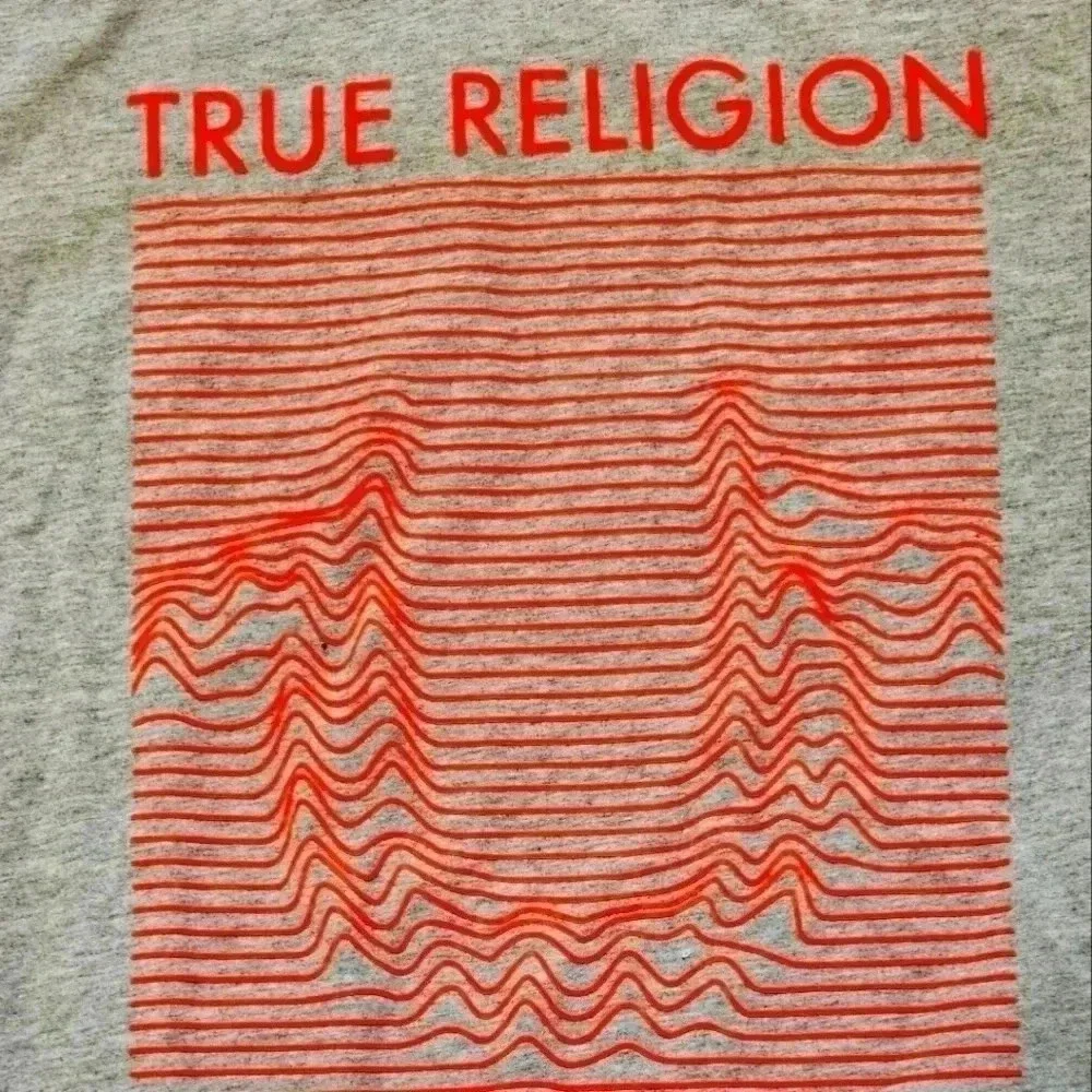 True Religion T-Shirt Size Small EUC